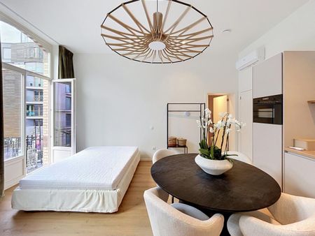 Cinquantenaire - Stunning renovated and furnished studio - Photo 2