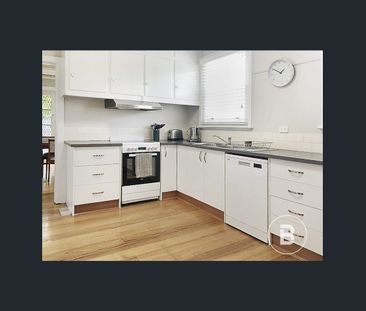 1950's Period home - Photo 1