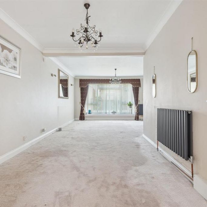 5 bedroom detached house to rent - Photo 1