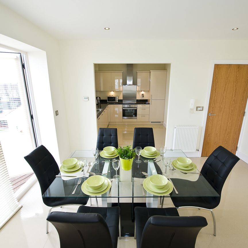 Apartment to Let - Photo 1