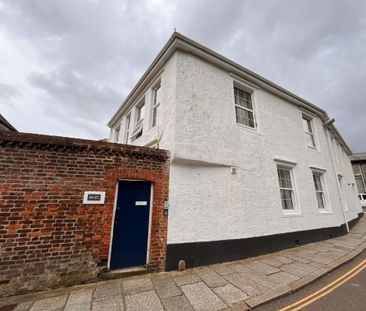 Room, St. Marys Street, Truro, TR1 2AF - Photo 1