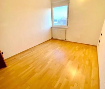 ZWEITBEZUG NACH TEILSANIERUNG! PROVISIONSFREIE, SEHR HELLE 3,5-ZIMM... - Photo 5