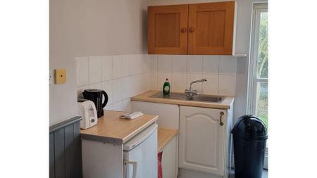 1 bedroom flat to rent - Photo 5