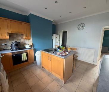 2 bedroom house to rent - Photo 3