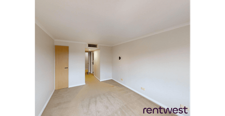 URBAN LIFESTYLE AT ITS BEST - Photo 2