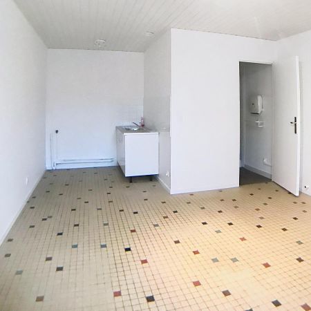 Location Appartement 1 pièce 22m² BEAUVAIS 60000 - Photo 4