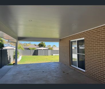5 Webb Street, Parkes, NSW 2870 - Photo 3