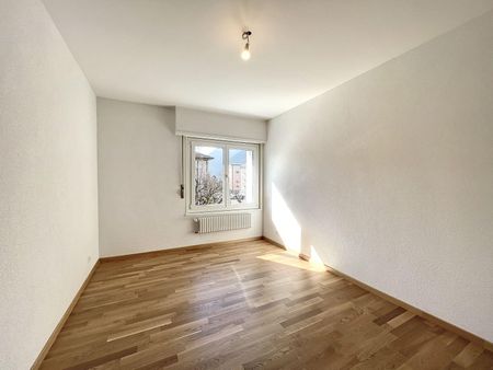 Appartement lumineux de 3.5 pièces au 2ème étage situé dans un quartier calme et verdoyant. - Photo 5