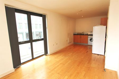 Waterloo Apartments, Leeds City Centre, LS10 1JA - Photo 5