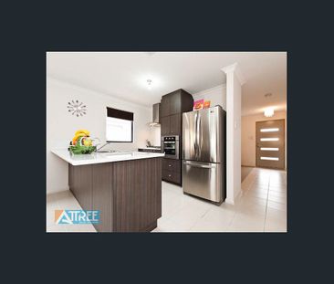 LOW-MAINTENANCE LIVING IN A PRIME SOUTHERN RIVER LOCATION - Photo 1