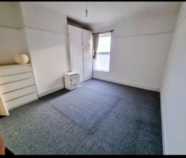 3 Bed Terraced House, Elmham Road, S9 - Photo 5