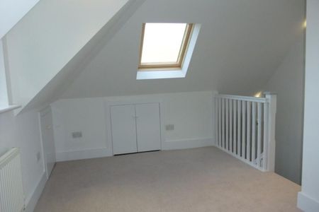 3 bedroom townhouse to rent - Photo 2