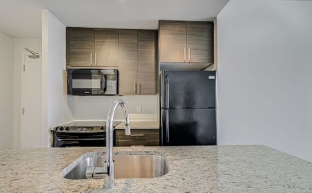 For Lease - 70 Forest Manor Road Unit# 1907, Toronto, Ontario - Photo 5