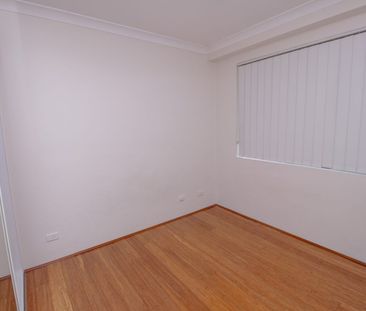 Modern Unit with 2 Bedrooms, 2 Bathrooms & Garage in Parramatta - Photo 1