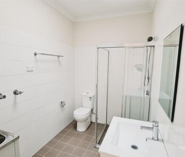 MODERN 2 BEDROOM GRANNY FLAT IN QUIET STREET - Photo 3