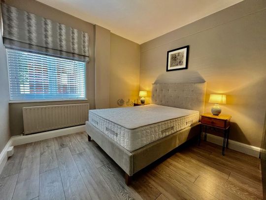 Apartment to rent in Dublin, Wilton Pl - Photo 1