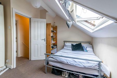 5, Newby Terrace - Photo 2