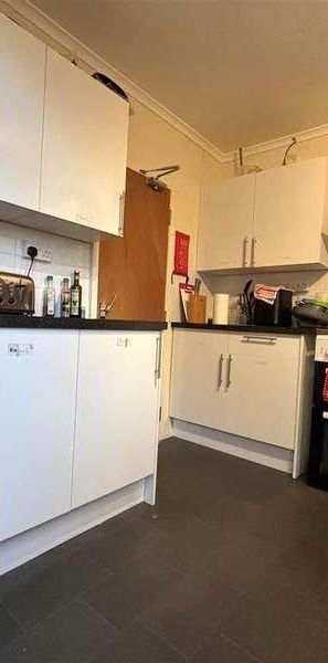 Kings Road, Gosport, PO12 - Photo 1