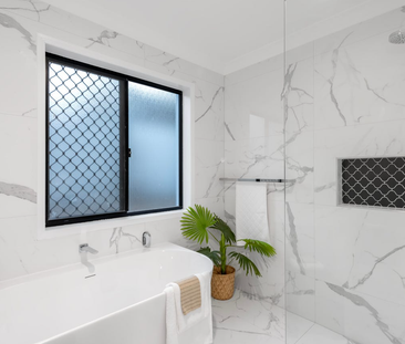 11 Beckington Terrace, Mudgeeraba QLD 4213 - House For Rent - $1,28... - Photo 6