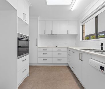 Family Home in Prime Location - Photo 3