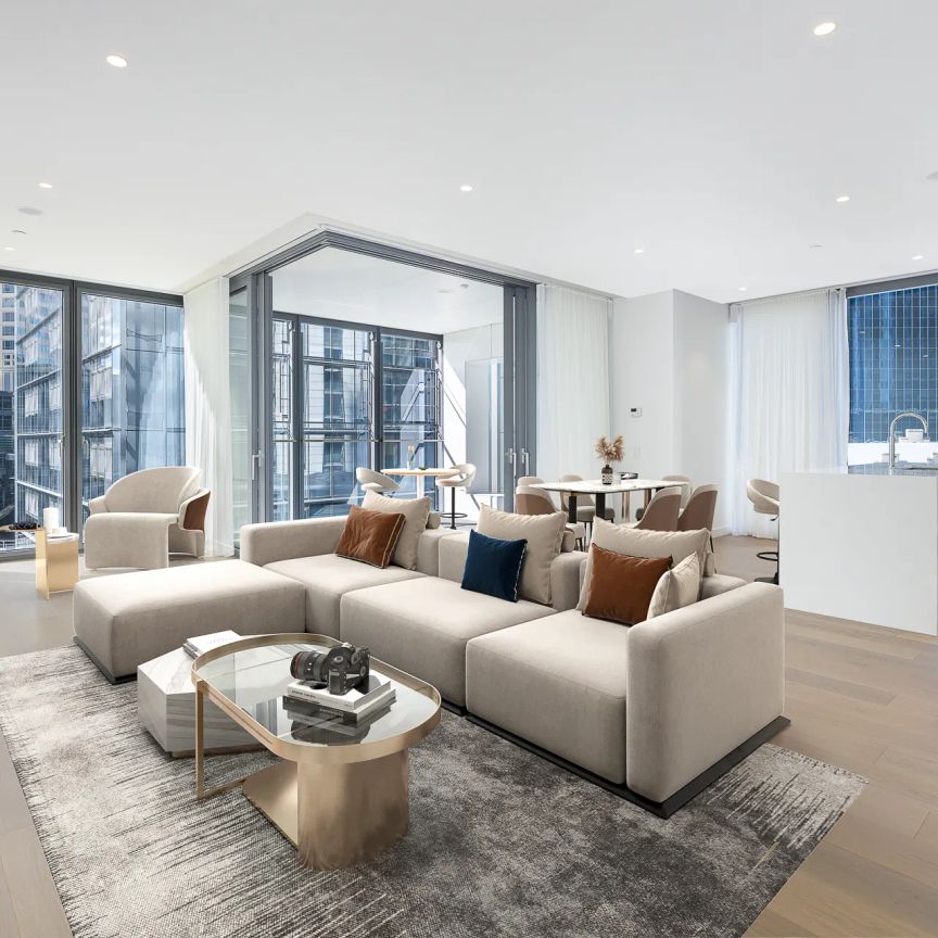 LUXURY CITY LIVING IN 'ONE SYDNEY HARBOUR' - Photo 1