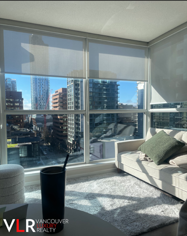 Condo in Downtown Vancouver, BC - Photo 2