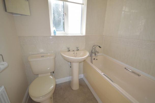 Finchale Avenue, Priorslee - £875 pcm - Photo 1