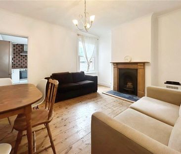 4 bedroom semi-detached house to rent - Photo 2