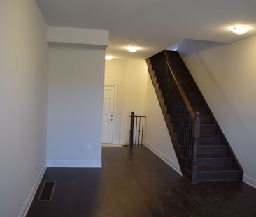 For Lease - 2958 Whites Road, Pickering, Ontario - Photo 5