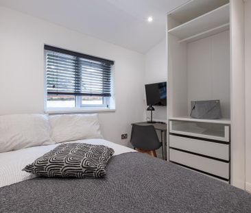 6 bedroom house of multiple occupation to rent - Photo 3