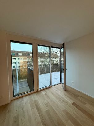Comfortable living with balcony & public transport connection – new build apartment - Photo 1