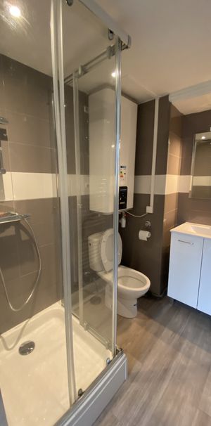 Location Appartement 2 pièces 22m² CLERMONT FERRAND 63000 - Photo 1
