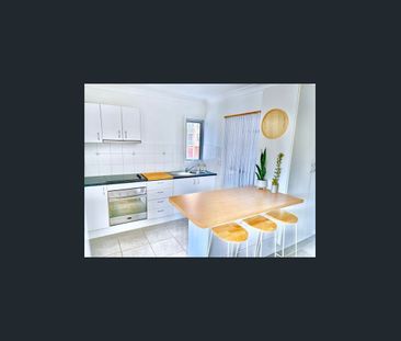 2D/34 Hanlan Street, Surfers Paradise, Qld 4217 - Photo 4