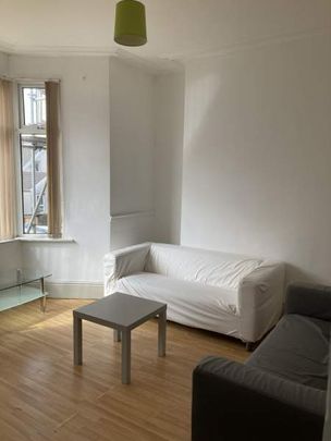 Double Bedrooms for Students & Professionals, Cromwell Street, Swansea. - Photo 1