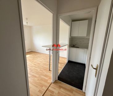 Location Appartement 1 pièce 30m² - Photo 6