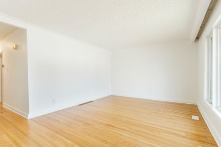 For Lease - 51 Black Creek Boulevard Unit# Upper, Toronto, Ontario - Photo 2