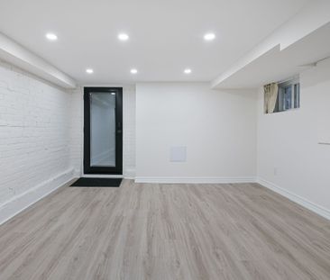 For Lease - 208 Cedarvale Avenue, Toronto, Ontario - Photo 2