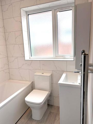 3 bedroom bungalow to rent - Photo 2