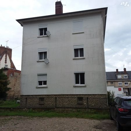 CENTRE VILLE GOURNAY EN BRAY, 4 passage MONTMORENCY, appartement refait - Photo 3