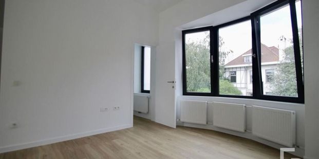 Appartement te huur in Ieper voor € 650 met 1 slaapkamer - Photo 1