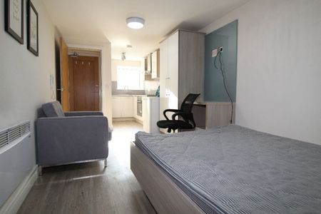 Winckley Square, Flat 18, PRESTON, Lancashire PR1 3JQ - Photo 3