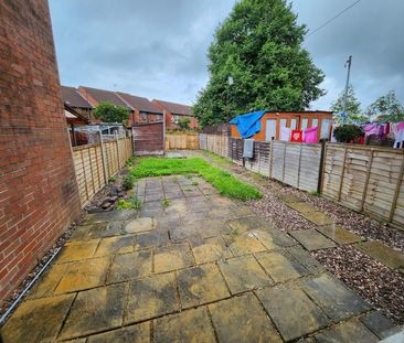 4 bedroom house share to rent - Photo 3