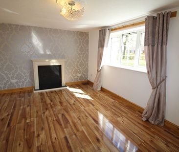 Three Bedroom Semi-Detached Property - Photo 4