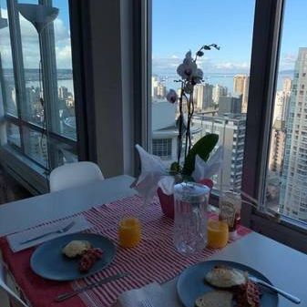 $2,800 - 1br with 2 dens located in coal harbour - Photo 3