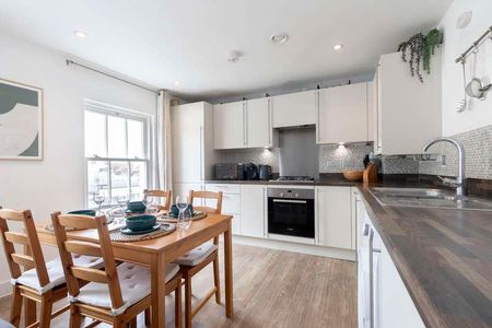 Prince Regent Mews, Cheltenham, GL52 - Photo 5