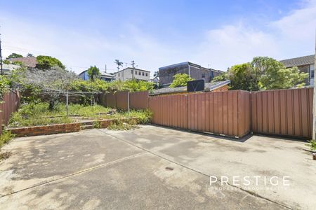 1/20 Roach Street, Arncliffe NSW 2205 - House For Rent | Domain - Photo 5