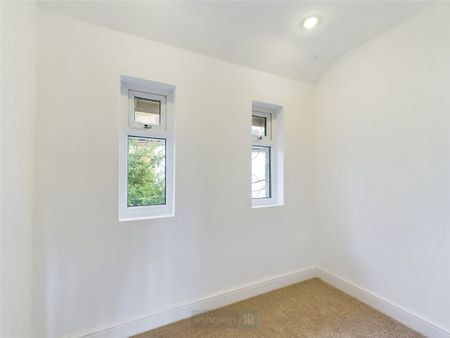 Charles Avenue, Beeston, Nottingham, NG9 - Photo 5