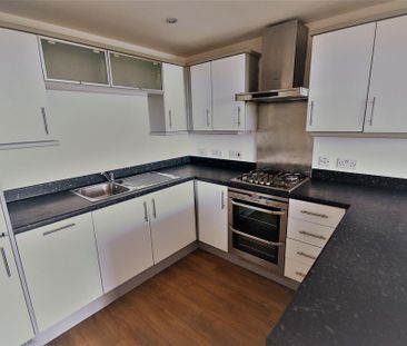 2 bedroom flat to rent - Photo 6