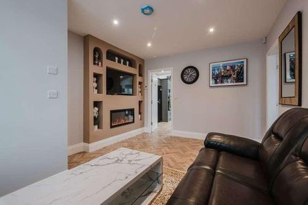 Mellor Street, Eccles, Manchester, M30 - Photo 2