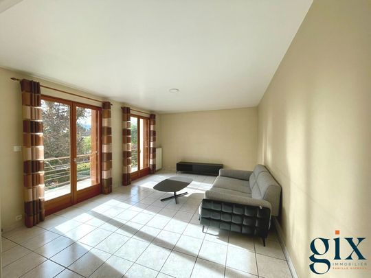 Location Maison 7 pièces 144m² ST ISMIER 38330 - Photo 1